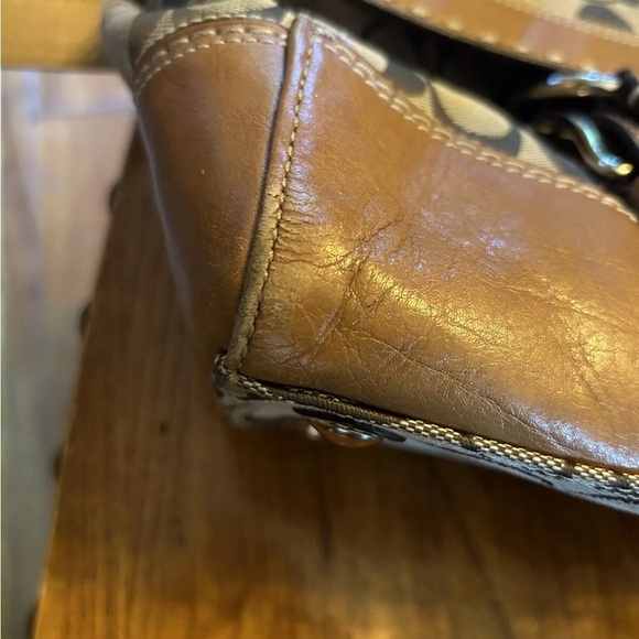 Coach Brown Signature Shoulder Bag - Picture 13 of 15